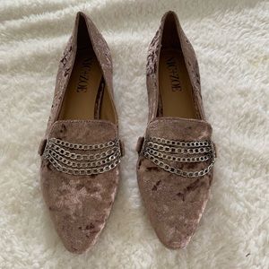 Nic & Zoe flats